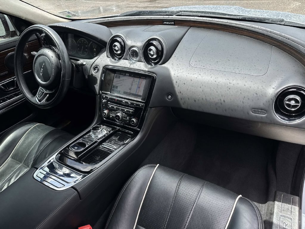 Used 2015 Jaguar XJ L Portfolio RWD image 13