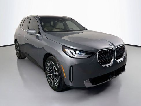 New 2026 BMW X3 xDrive30i w/ Premium Package AWD/4WD image 3