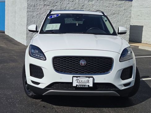 Used 2019 Jaguar E-PACE S image 4