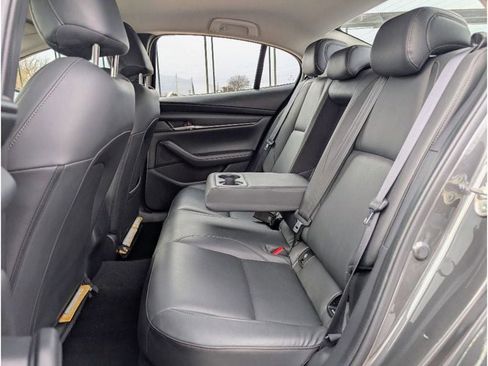 Used 2023 MAZDA MAZDA3 s image 16