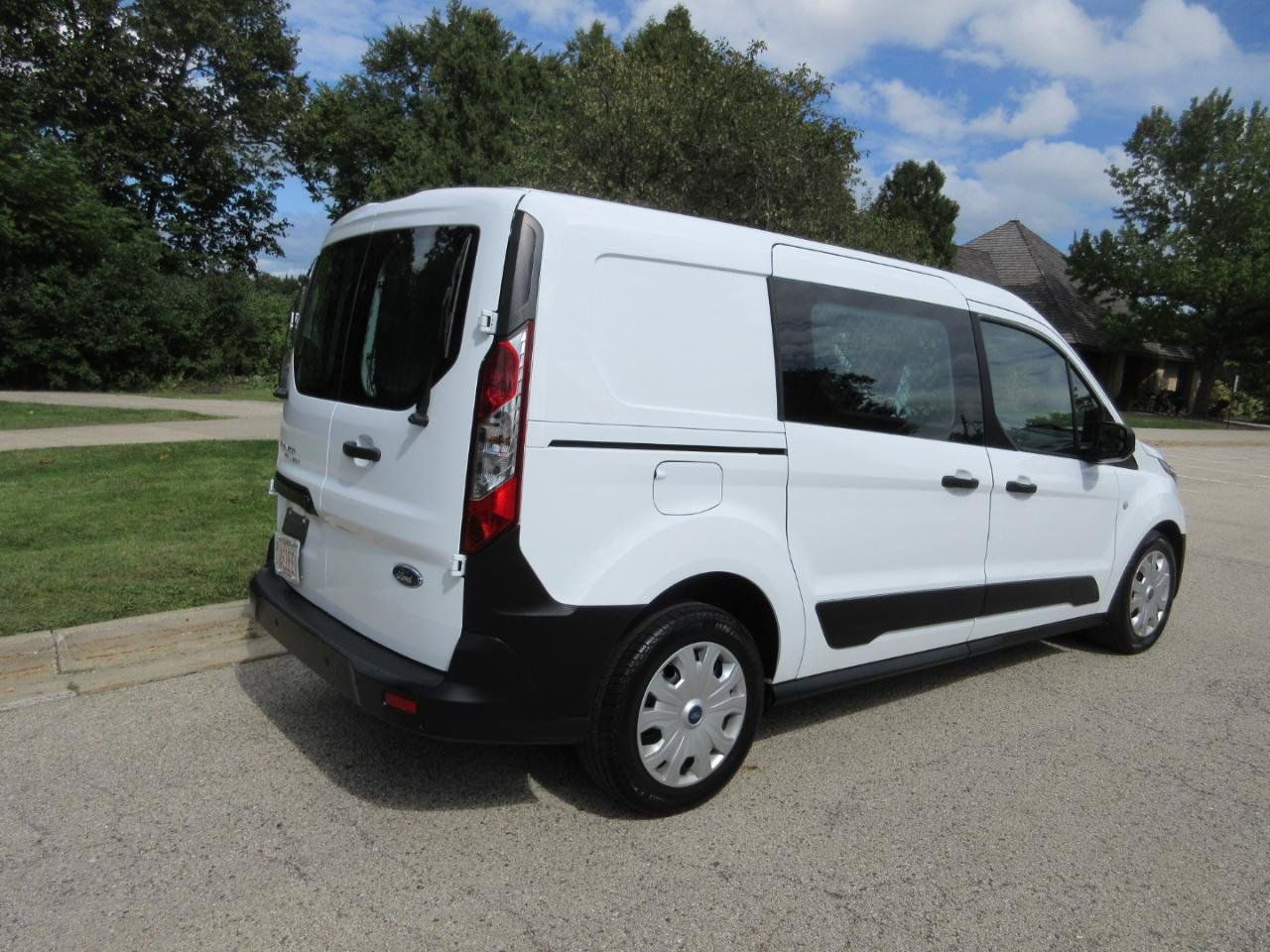 Used 2022 Ford Transit Connect XL FWD image 11
