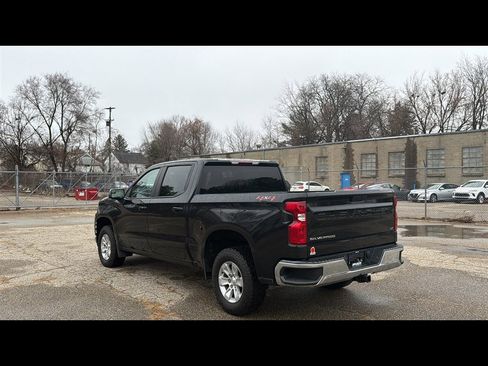 Used 2021 Chevrolet Silverado 1500 LT image 4