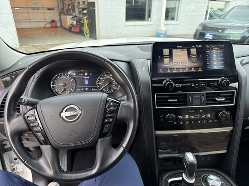 Used 2023 Nissan Armada Platinum w/ Captain's Chairs Package image 18