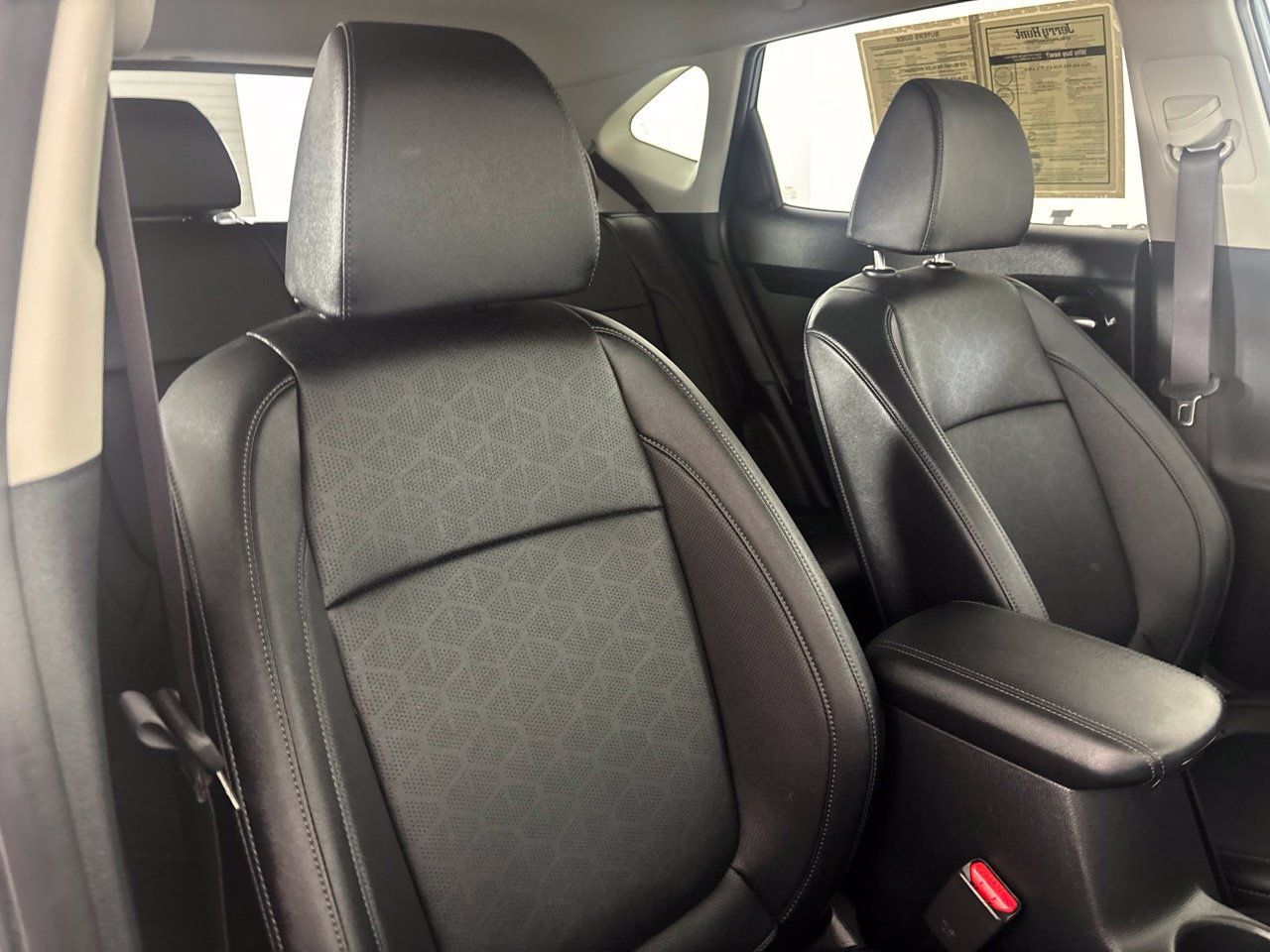 Used 2024 Kia Seltos EX AWD/4WD image 31