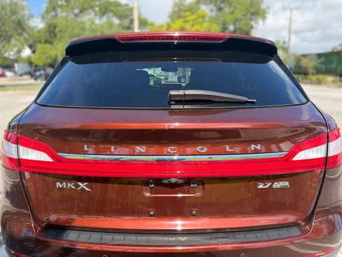 Used 2016 Lincoln MKX Reserve w/ Luxury Package AWD/4WD image 5