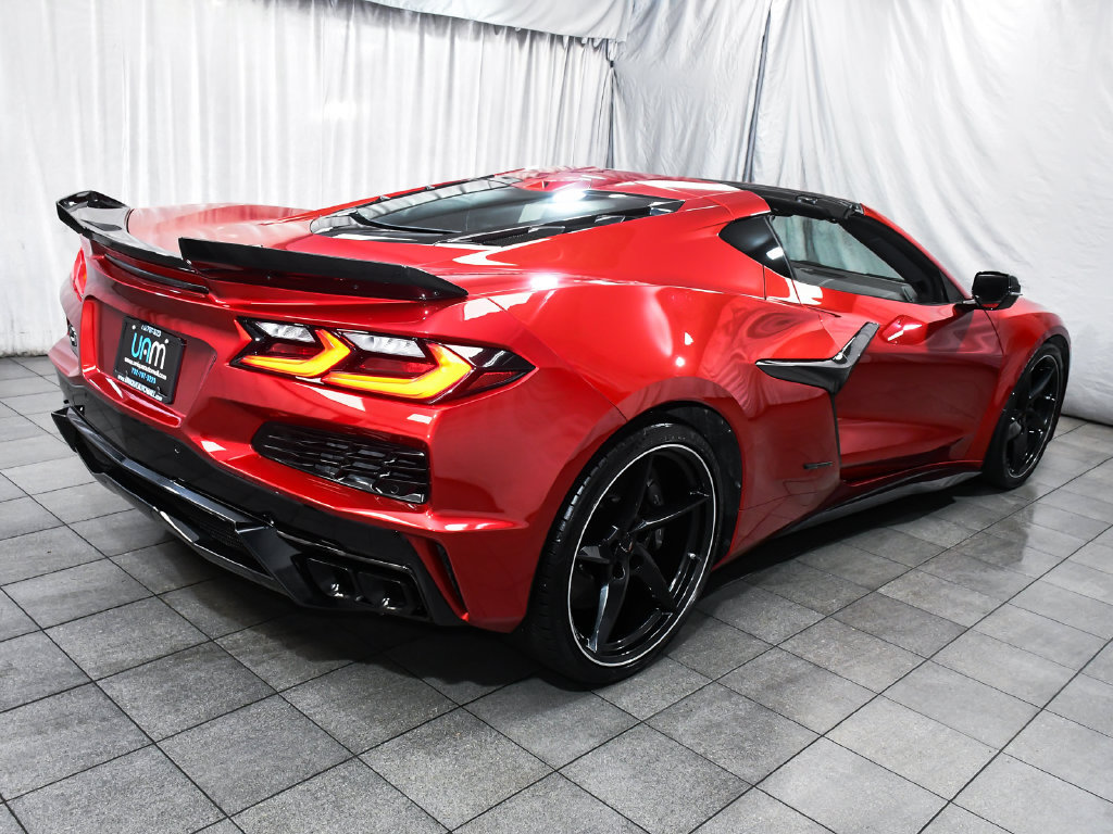 Used 2025 Chevrolet Corvette E-Ray AWD/4WD image 7