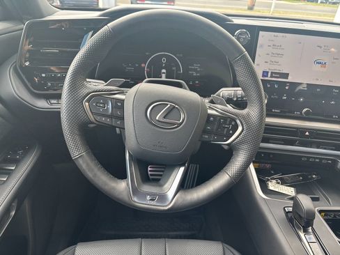 Used 2026 Lexus TX 500h AWD w/ Technology Package image 15