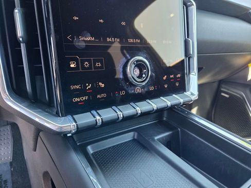 Certified 2025 GMC Acadia Elevation image 26