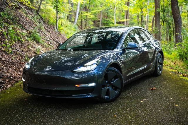Used 2021 Tesla Model 3 Long Range AWD/4WD image 5