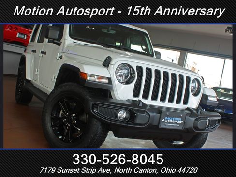 Used 2022 Jeep Wrangler Unlimited Sahara image 58