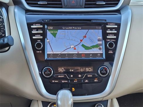 Used 2017 Nissan Murano SV w/ Premium Package image 13