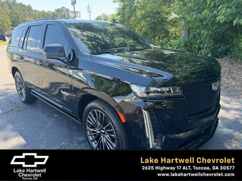 Used 2023 Cadillac Escalade V image 7