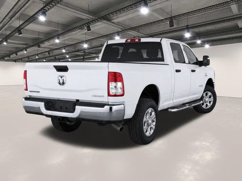 Used 2024 RAM 2500 Big Horn w/ Off Road Package AWD/4WD image 4