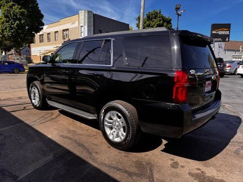 Used 2019 Chevrolet Tahoe LS AWD/4WD image 4