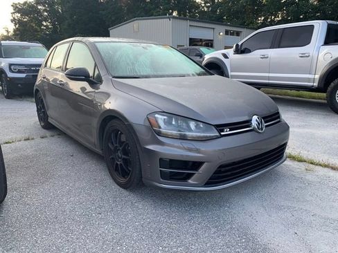 Used 2016 Volkswagen Golf 4-Door AWD/4WD image 2
