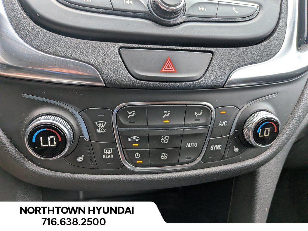 Used 2021 Chevrolet Equinox LT FWD image 16