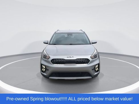 Used 2022 Kia Niro LXS FWD image 3