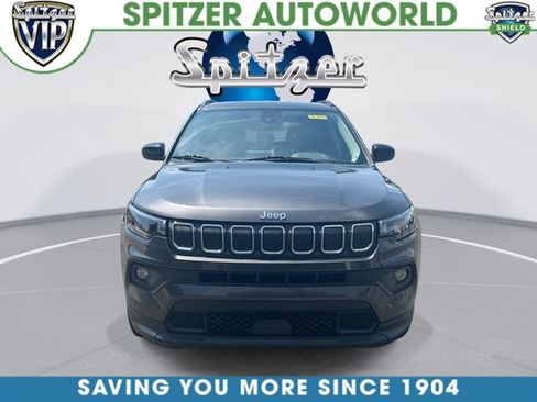 Used 2022 Jeep Compass Latitude AWD/4WD image 3