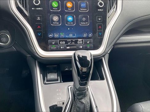 Used 2024 Subaru Outback Limited image 32