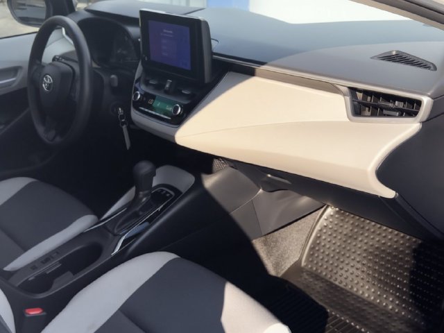 Used 2024 Toyota Corolla LE FWD image 33