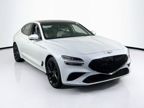 Used 2023 Genesis G70 3.3T w/ Sport Prestige Package image 3