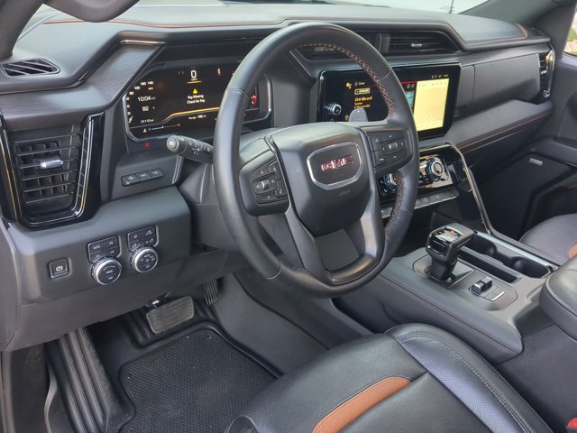 Used 2024 GMC Sierra 1500 AT4 w/ Technology Package AWD/4WD image 9