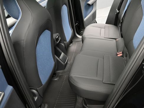 New 2026 Volvo EX30 Cross Country Ultra w/ Protection Package image 19