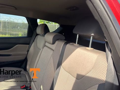 Used 2023 Hyundai Santa Fe SEL FWD image 9