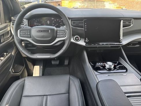 New 2026 Jeep Grand Wagoneer Limited AWD/4WD image 23