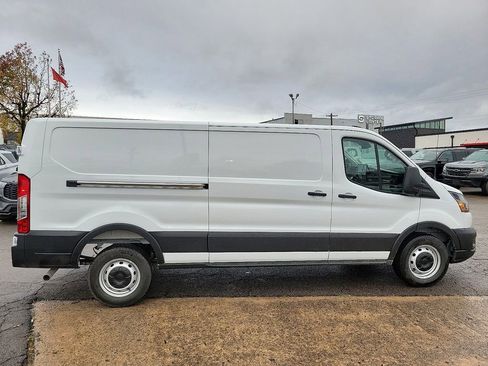 New 2026 Ford Transit 250 Low Roof RWD image 6