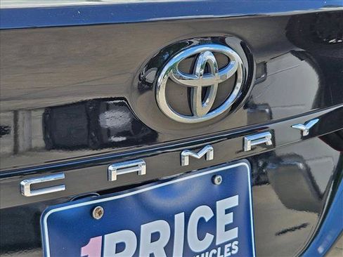 Used 2023 Toyota Camry LE FWD image 19