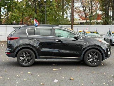 Used 2020 Kia Sportage S w/ S Sunroof Package image 6