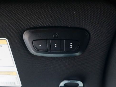 Used 2024 Jeep Compass Latitude w/ Convenience Group image 28