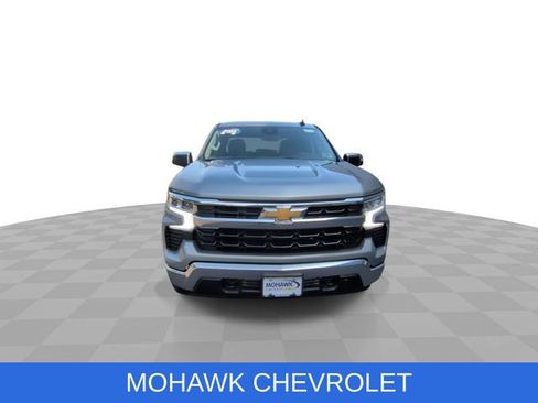 Certified 2024 Chevrolet Silverado 1500 LT AWD/4WD image 3