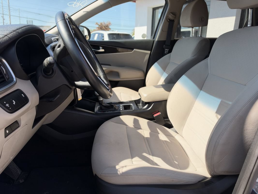 Used 2019 Kia Sorento AWD w/ Option Group 020 image 4