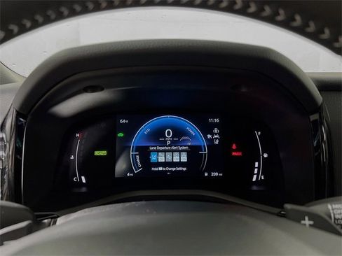 New 2025 Toyota Camry SE image 19