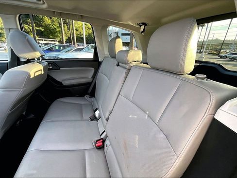 Used 2016 Subaru Forester 2.5i Limited w/ Protection Package #2 image 15