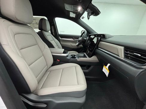 New 2026 GMC Terrain Elevation w/ Elevation Premium Package image 34