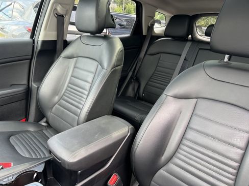 Certified 2024 Kia Sportage SX FWD image 10