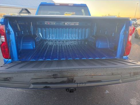 Used 2025 Chevrolet Silverado 1500 LT image 24