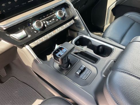 Used 2025 GMC Sierra 1500 Denali AWD/4WD image 17