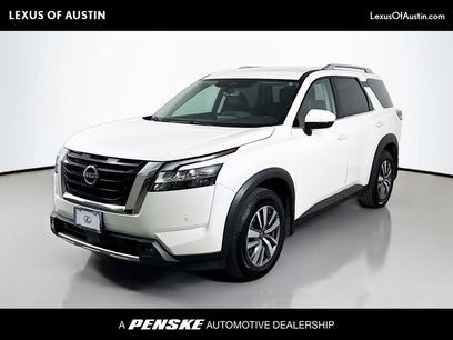 Used 2023 Nissan Pathfinder SL