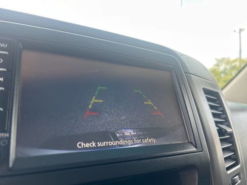 Used 2020 Nissan NV 2500 SV w/ Back Door Glass Package image 14