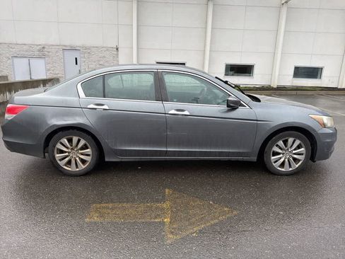 Used 2011 Honda Accord EX-L image 16