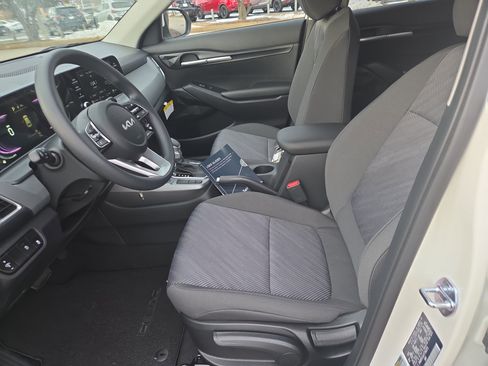 New 2026 Kia Seltos LX image 4