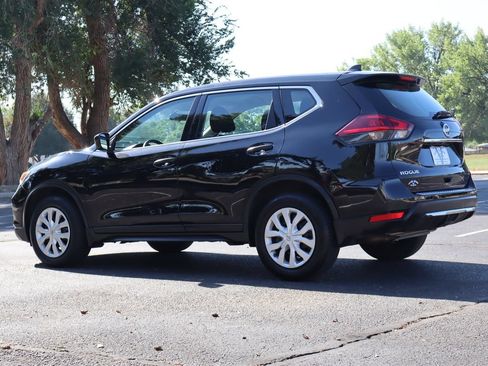 Used 2018 Nissan Rogue S AWD/4WD image 7