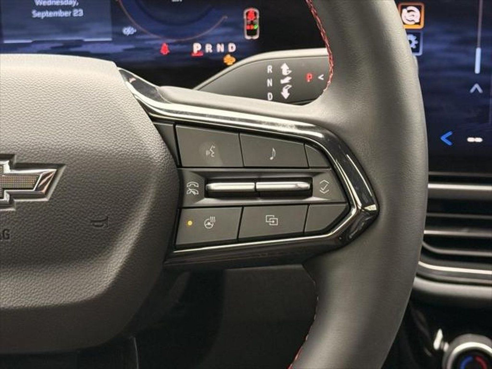 Used 2024 Chevrolet Equinox EV RS AWD/4WD image 27