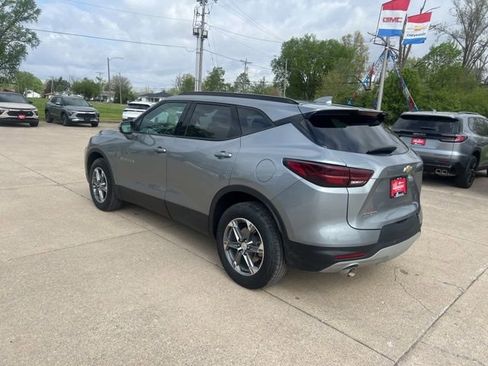 Used 2023 Chevrolet Blazer LT FWD image 5