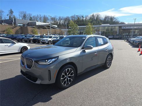 Used 2025 BMW X3 xDrive30i w/ Convenience Package image 9