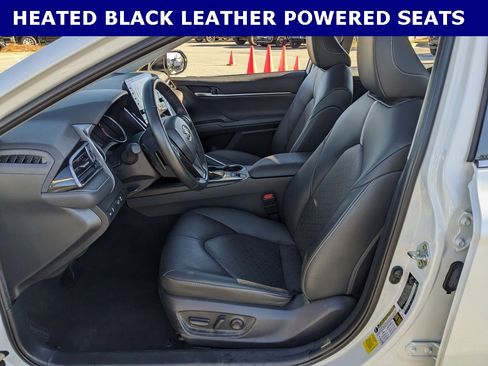 Used 2023 Toyota Camry XSE image 4